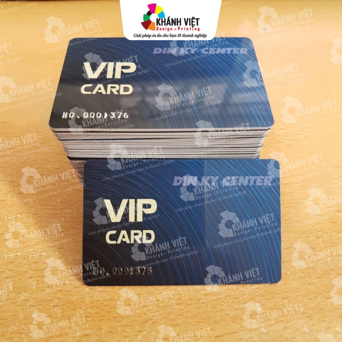 Mẫu thẻ nhựa, thẻ VIP đẹp mắt, ấn tượng - 1