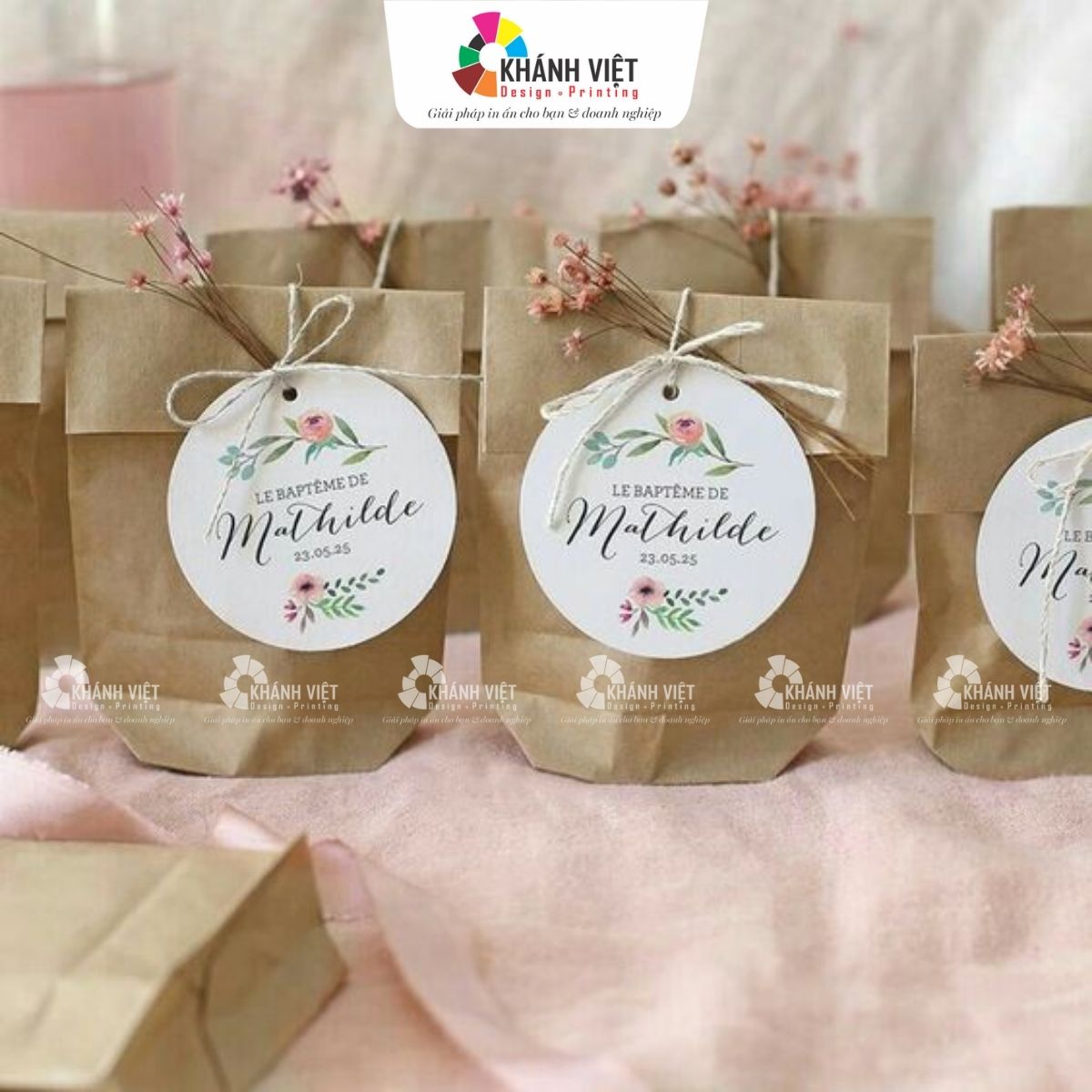 Tag giấy tròn đẹp, trắng sáng