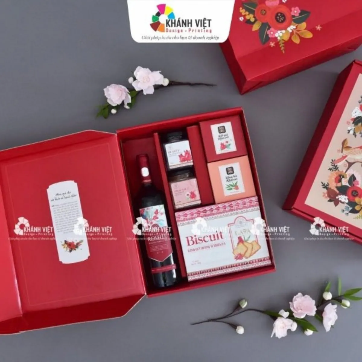 In hộp quà tết nắp âm dương cao cấp