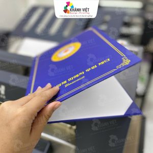 Bìa xanh đẹp và bắt mắt