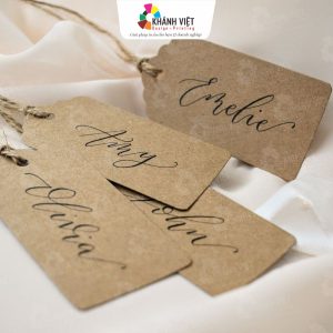 Tag giấy kraft xỏ dây