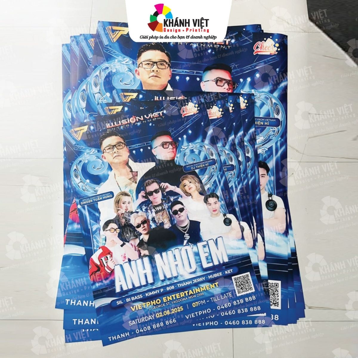 Poster được in từ giấy Couche
