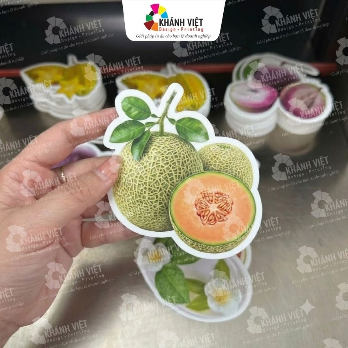 Hình dáng và kích thước của tag treo dưa lưới