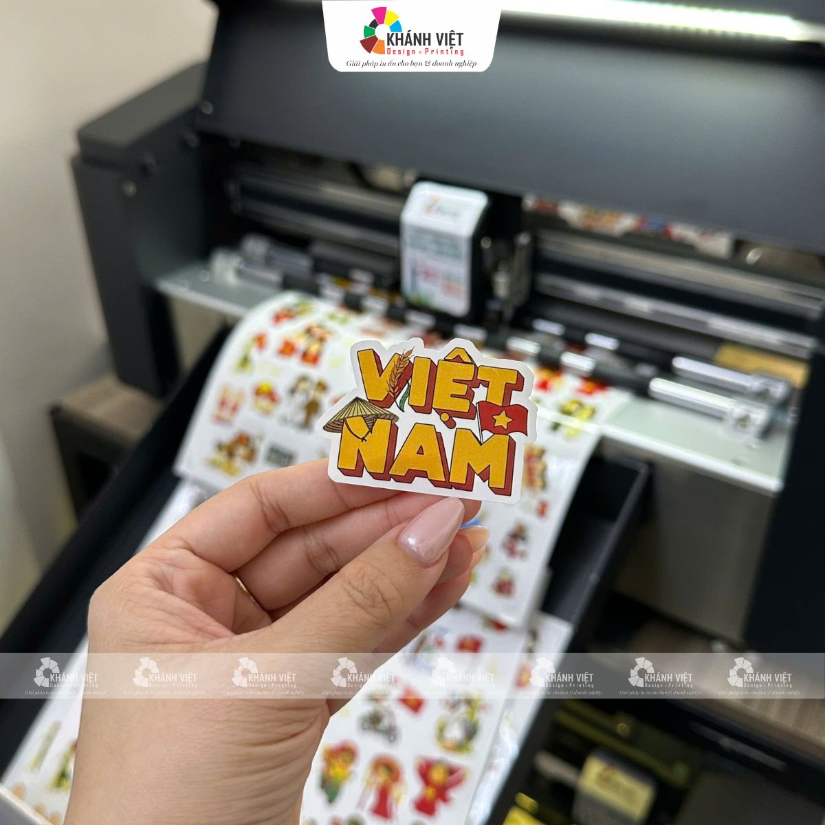 Sticker quốc khánh đẹp, ấn tượng - M017